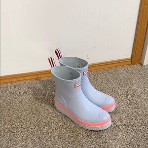 Hunter Women's Light Blue and Pink Rain Boots